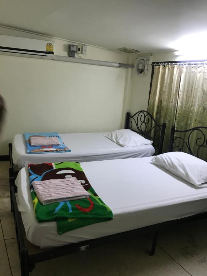 7 Holder Guesthouse Bangkok Ngoại thất bức ảnh