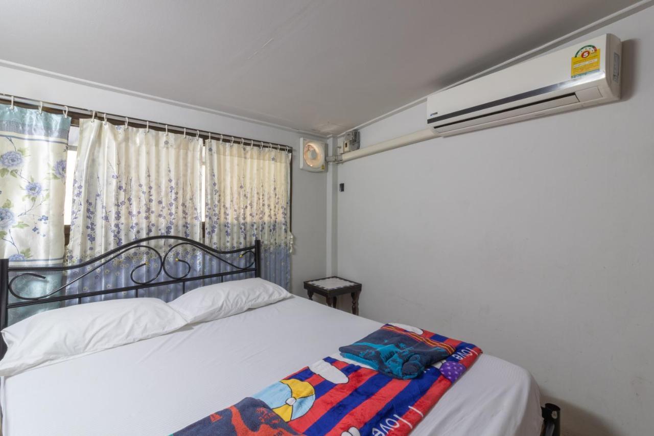 7 Holder Guesthouse Bangkok Ngoại thất bức ảnh