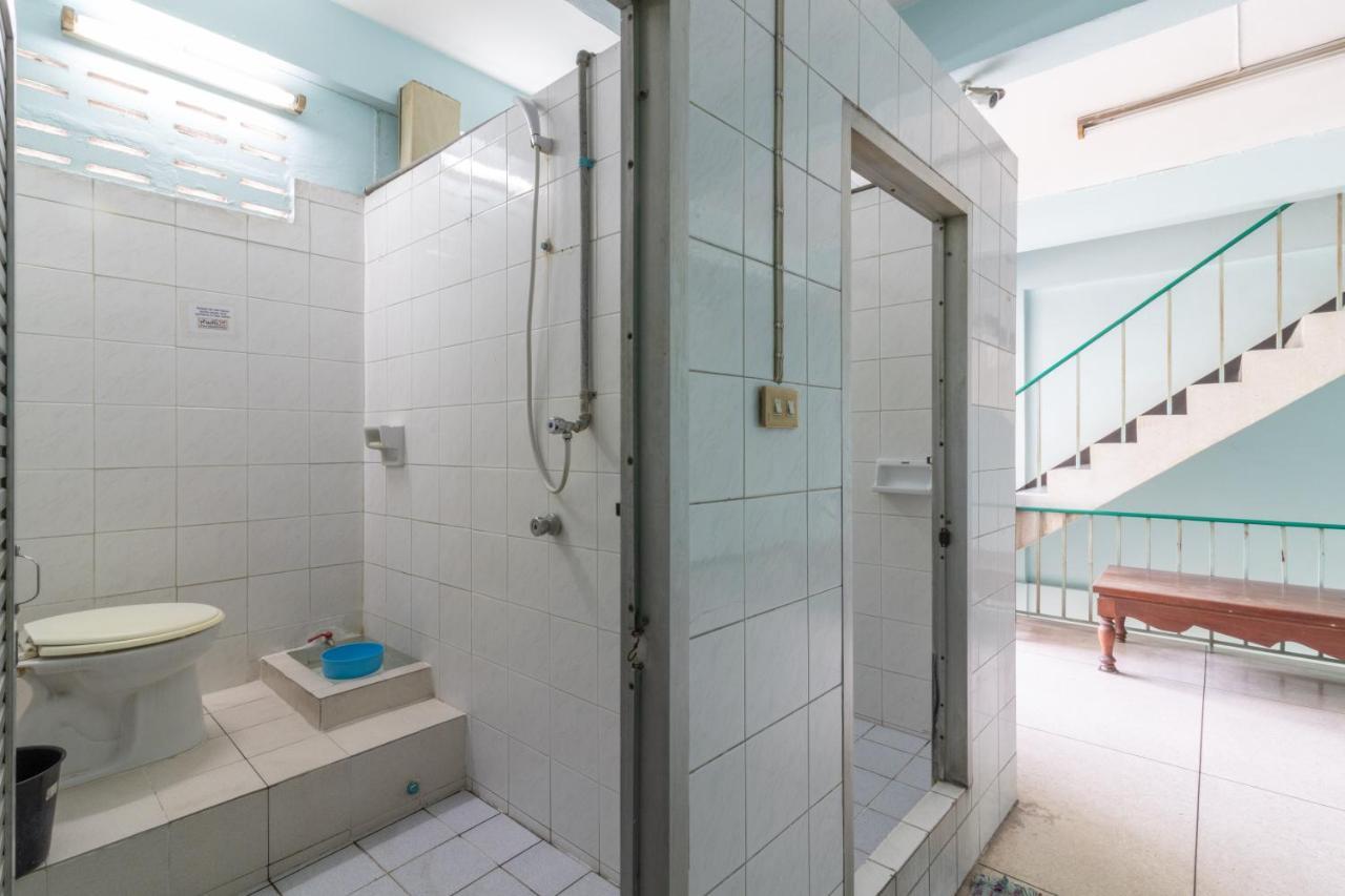 7 Holder Guesthouse Bangkok Ngoại thất bức ảnh