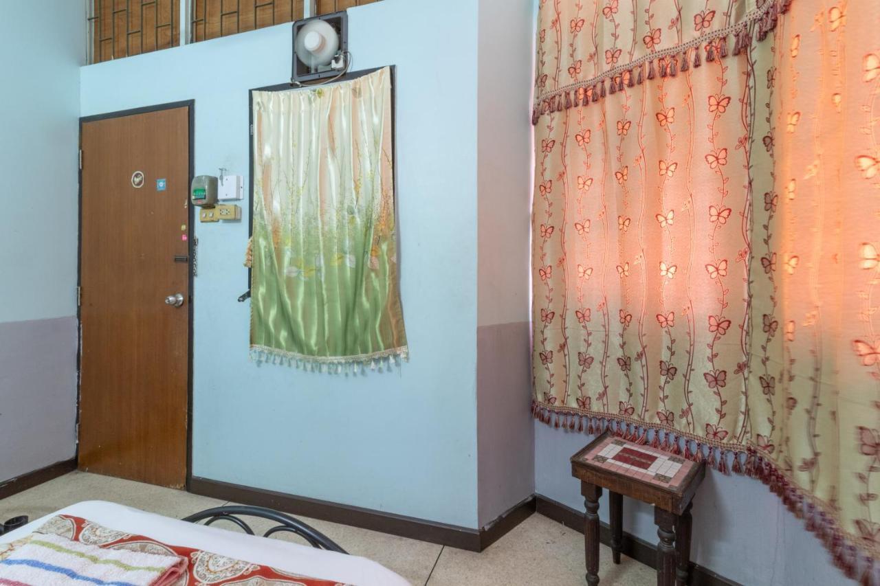 7 Holder Guesthouse Bangkok Ngoại thất bức ảnh