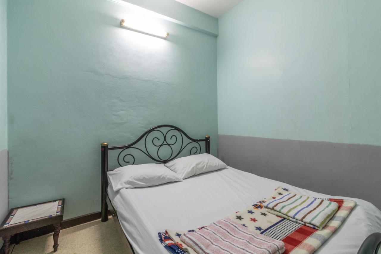 7 Holder Guesthouse Bangkok Ngoại thất bức ảnh